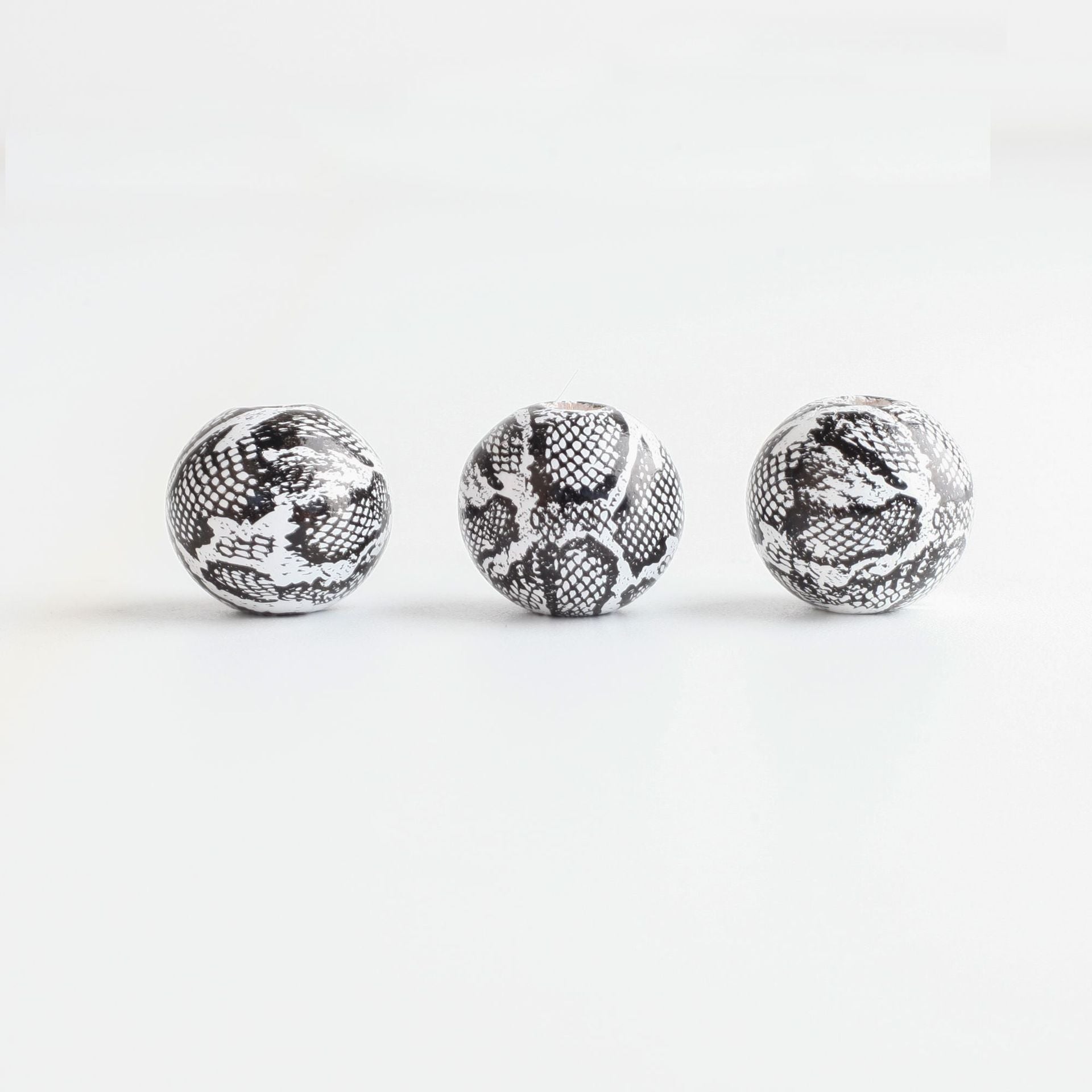 Venta al por mayor 16MM Cuentas de Madera Coloreadas Patrón Vaca 10pcs